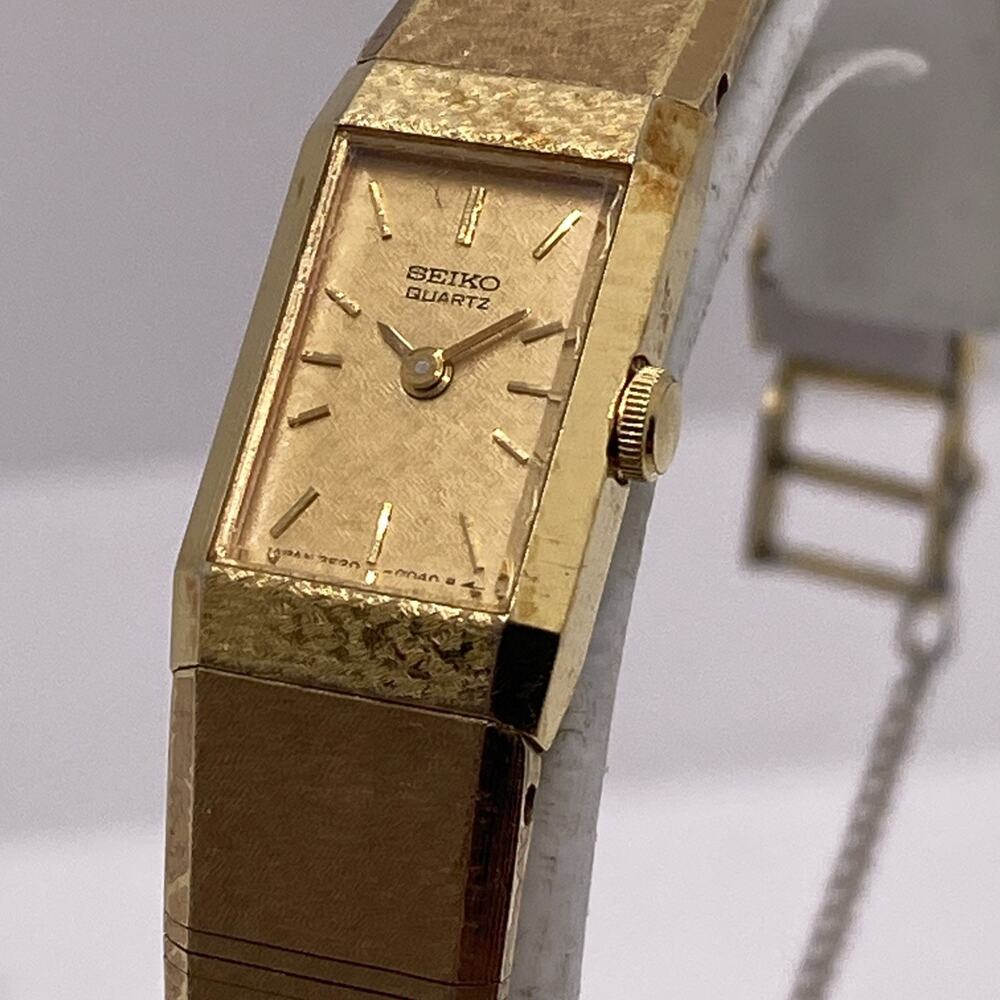 Vintage Seiko Womens Gold Tone Watch Works New Battery